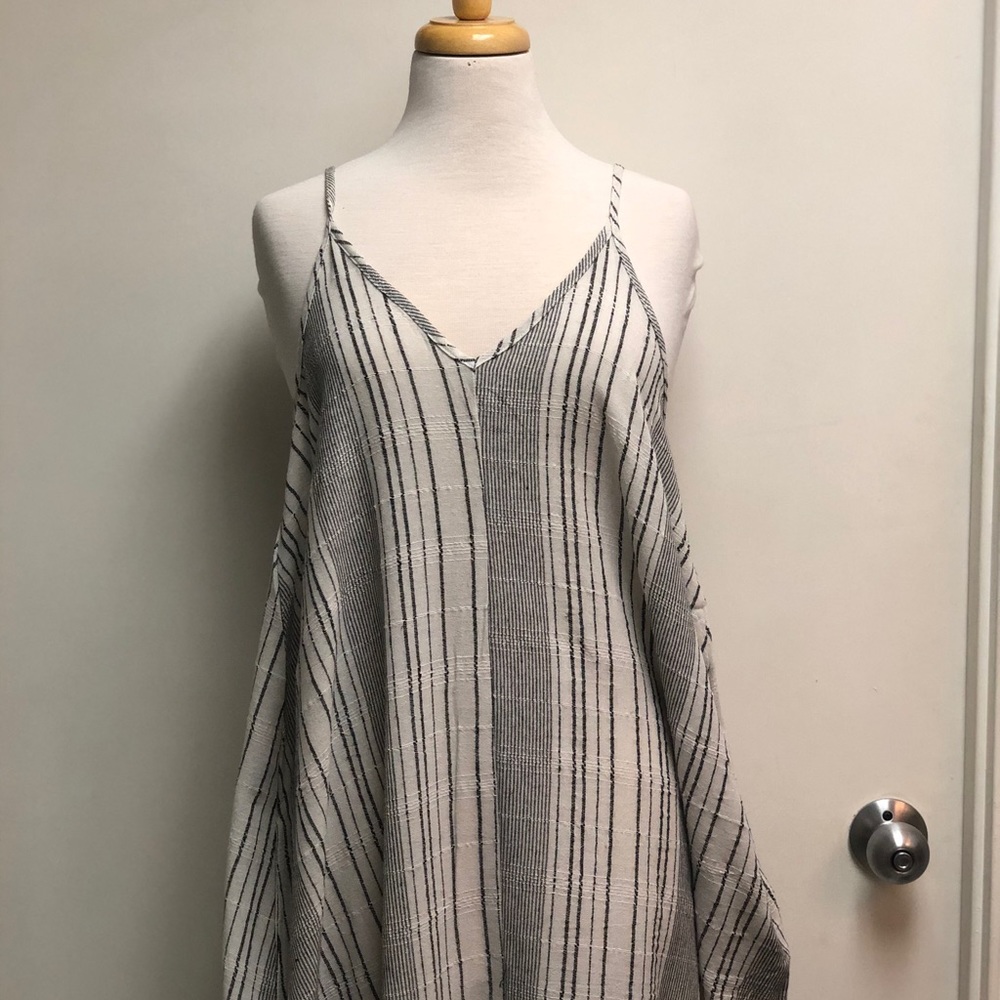 Elan Black and white striped maxi dress - Picture 2 of 2